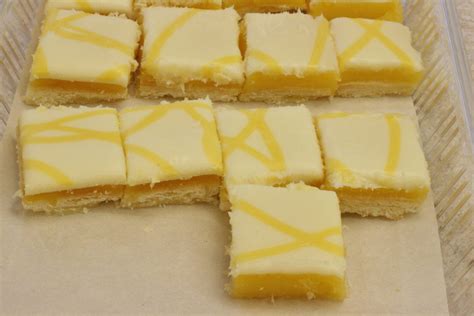 easy-cheesy-lemon-bars-recipe-recipesnet image