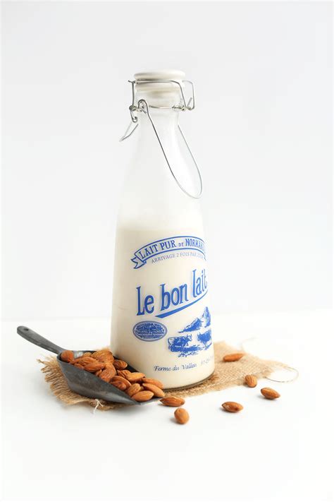 how-to-make-almond-milk-minimalist-baker image