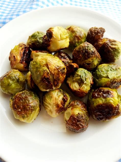 roasted-brussel-sprouts-with-sriracha-aioli-the-gingham-apron image