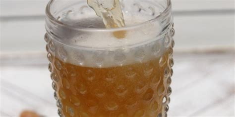 kombucha-health-benefits-and-doing-a-continuous-brew image