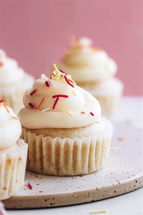 easy-vegan-vanilla-cupcakes-gluten-free-minimalist image