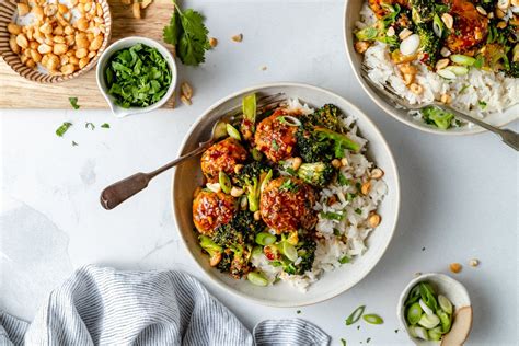 sweet-spicy-sesame-chicken-meatball-bowls image