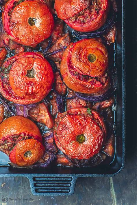 best-greek-stuffed-tomatoes-gemista-tutorial image