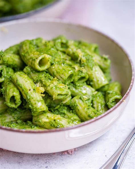 creamy-broccoli-pasta-green-pasta-six-hungry-feet image