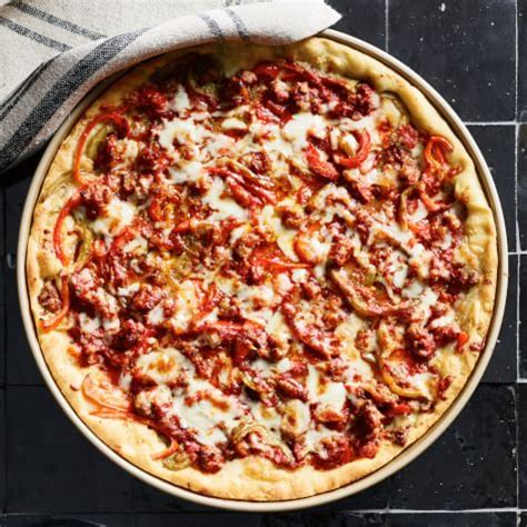 sausage-and-pepper-deep-dish-pizza-williams-sonoma image