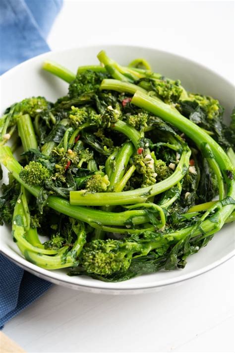 sauted-rapini-recipe-broccoli-rabe-the-delicious image