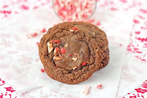 chocolate-peppermint-crunch-cookies-bread-booze image