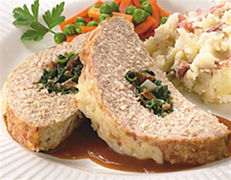 spinach-stuffed-turkey-meatloaf-butterball-foodservice image
