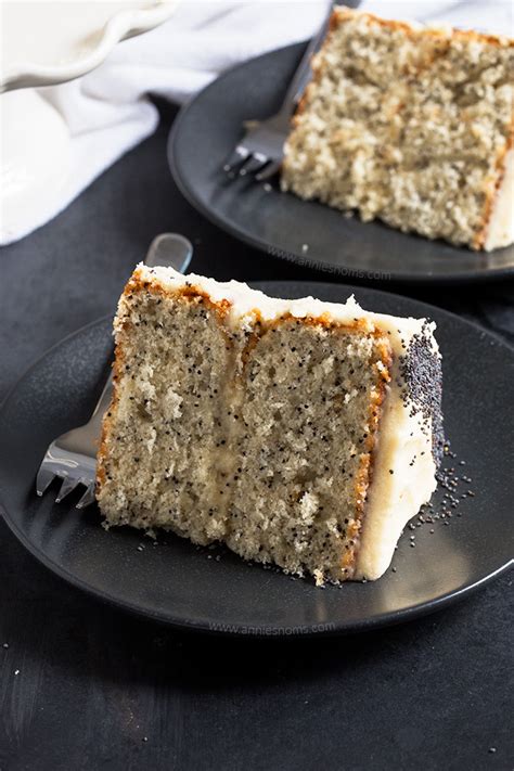 vanilla-poppy-seed-cake-annies-noms image