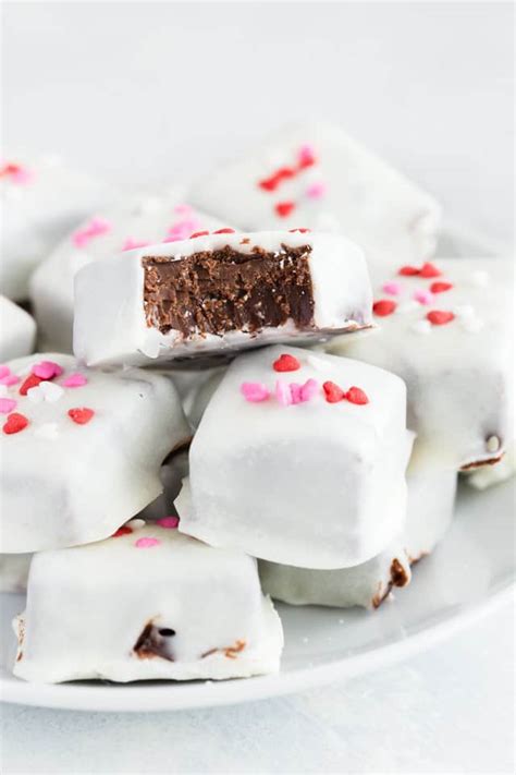 mexican-hot-chocolate-fudge-bites-baked-by-an-introvert image