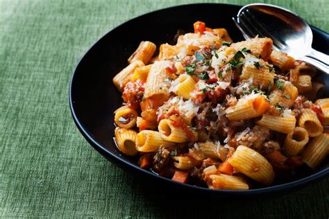 recipe-fresh-rigatoni-with-spicy-pork-ragu-blue-apron image