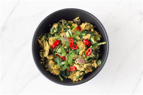 curry-scrambled-eggs-becomingness image
