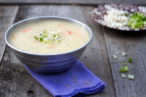 creamy-idaho-potato-and-white-bean-soup image