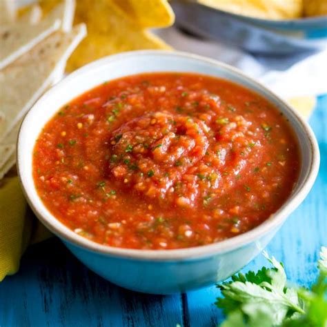 restaurant-style-mild-salsa-5-minutes-sprinkles-and image