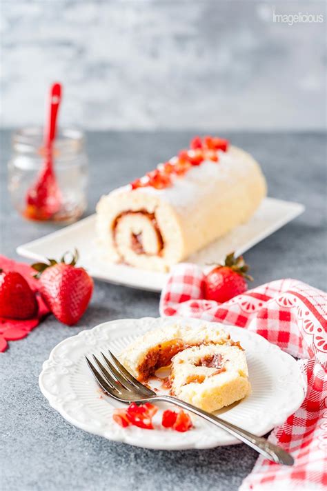 easy-3-ingredient-cake-roll-with-strawberry-jam image