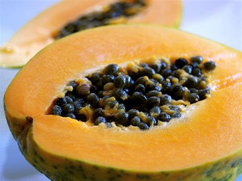 papaya-pie-recipe-caribbean-papaya-filled-tart image