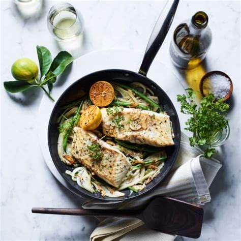 halibut-with-fennel-and-haricots-verts-williams-sonoma image