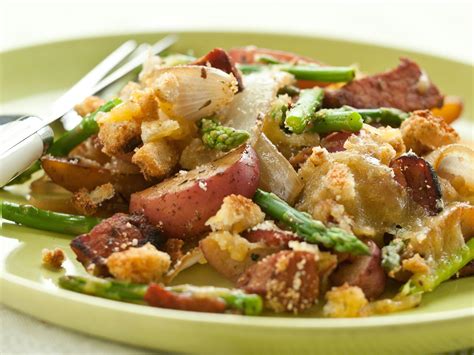 recipe-ham-and-asparagus-skillet-meal-whole-foods-market image