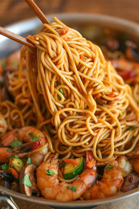 asian-garlic-noodles-damn-delicious image