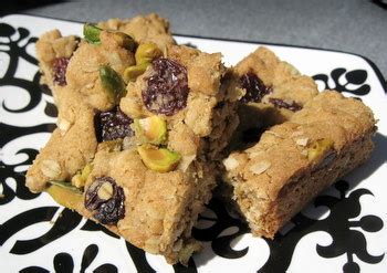 pistachio-cherry-oatmeal-cookie-bars-baking-bites image