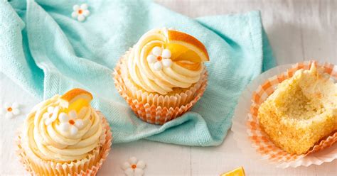 orange-cupcakes-and-creamy-orange-buttercream image
