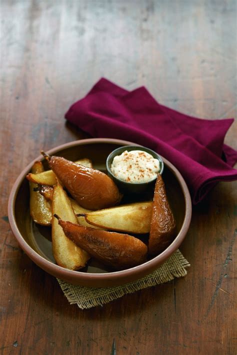roasted-pears-with-cinnamon-mascarpone-healthy image