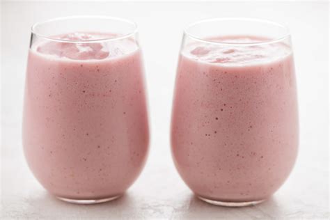 strawberry-colada-smoothie-recipe-home-chef image