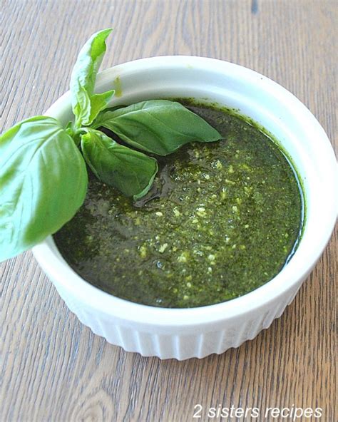 how-to-make-spinach-pesto-sauce-2-sisters-recipes-by image