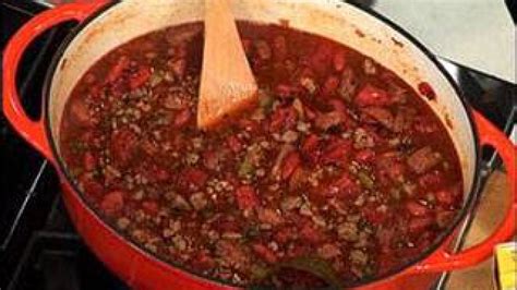 creole-style-chili-recipe-rachael-ray-show image