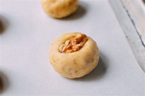 chinese-walnut-cookies-recipe-the-woks-of-life image