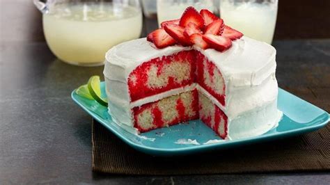 myo-strawberry-lime-daiquiri-poke-cake-id372053 image