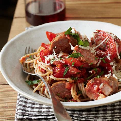 whole-wheat-spaghetti-with-sausage-and-peppers image