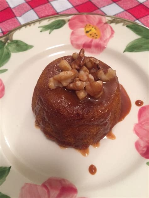 baby-sweet-potato-cakes-with-pecans-caramel image