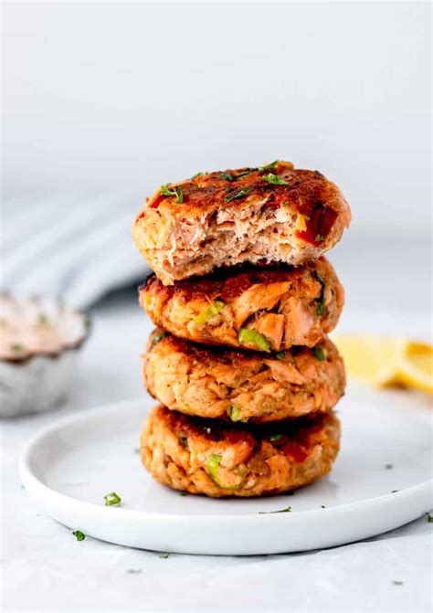 healthy-salmon-patties-with-crackers-best-ever image
