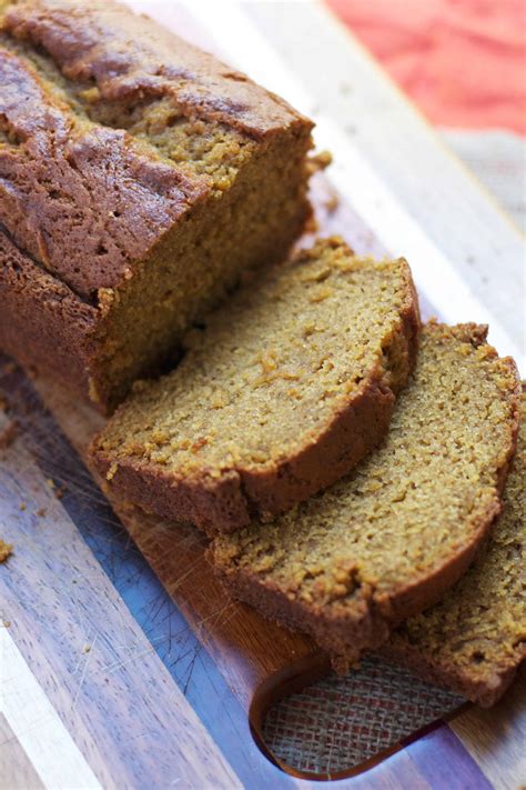 easy-one-bowl-pumpkin-bread-the-baker-chick image