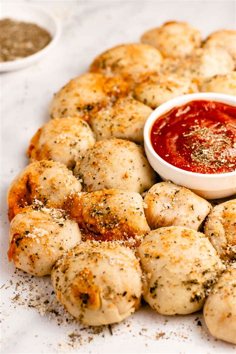pizza-poppers-mini-pizza-bites-stuffed-with-cheese image