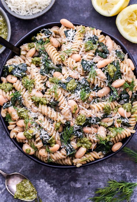 one-pot-creamy-kale-white-bean-and-pesto-pasta image