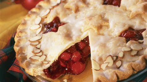 frosted-cranberry-cherry-pie-recipe-pillsburycom image