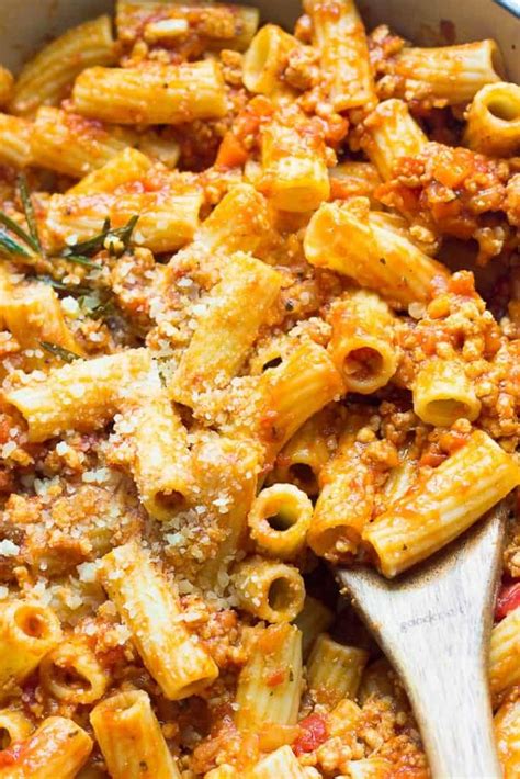 chicken-ragu-pasta-yummy-30-minute image