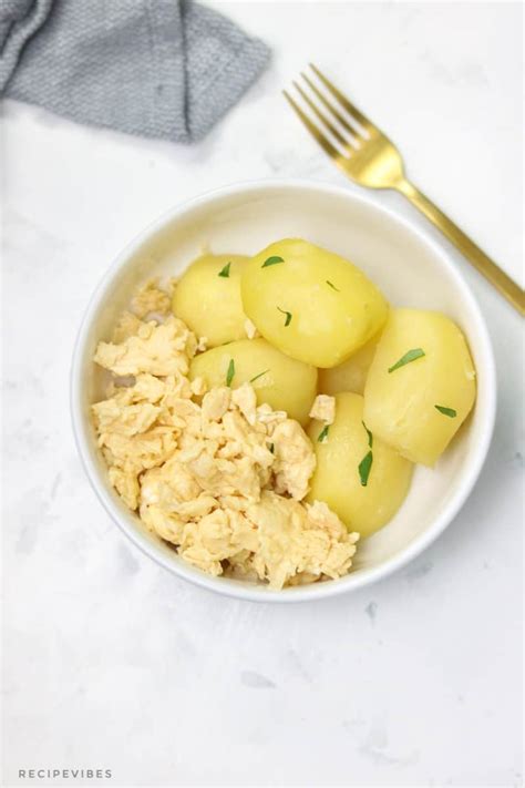 instant-pot-boiled-potatoes-recipe-vibes image