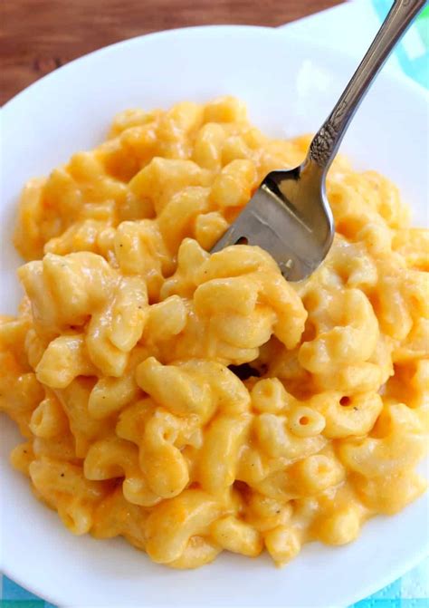 crock-pot-mac-cheese-extra-creamy-the-cozy-cook image