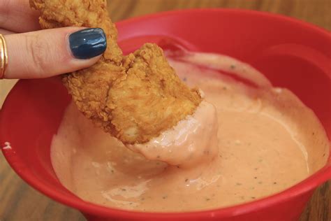 how-to-make-raising-canes-sauce-with-only-5 image