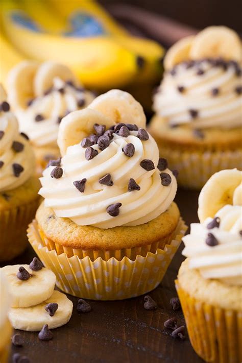 banana-chocolate-chip-cupcakes-with-cream-cheese image