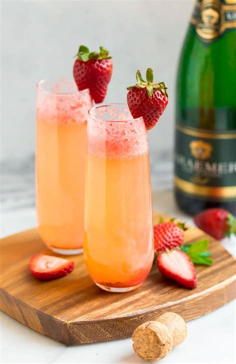 strawberry-champagne-easy-and-refreshing-cocktail image