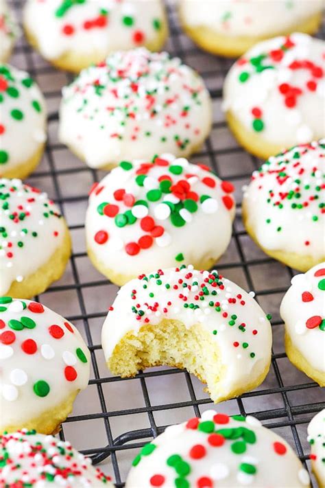 italian-ricotta-cookies-easy-christmas-cookies image