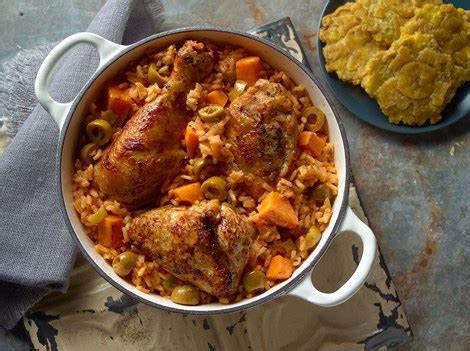 locrio-de-pollo-dominican-chicken-and-rice-goya image