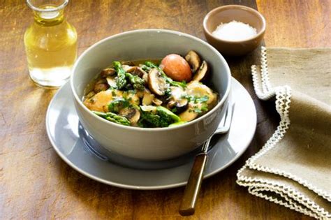 recipe-chicken-stew-with-asparagus-and-new-potatoes image