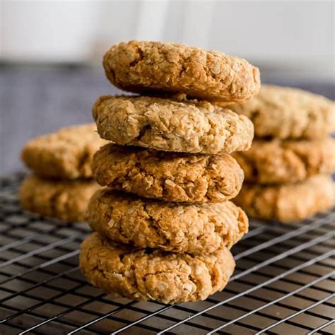 chewy-anzac-biscuits-wandercooks image