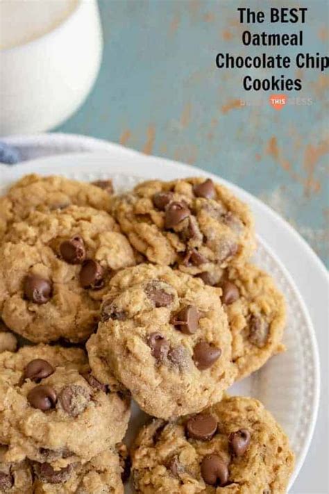 oatmeal-chocolate-chip-cookies-recipe-easy-soft image