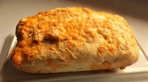 cheesy-onion-bread-bread-machine image